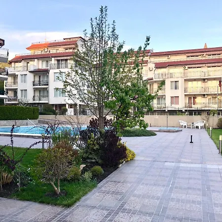 New! 2-Rooms Apartment In Sveti Vlas 100M From See Sveti Vlas