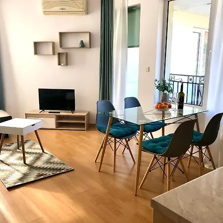 New! 2-Rooms Apartment In Sveti Vlas 100M From See